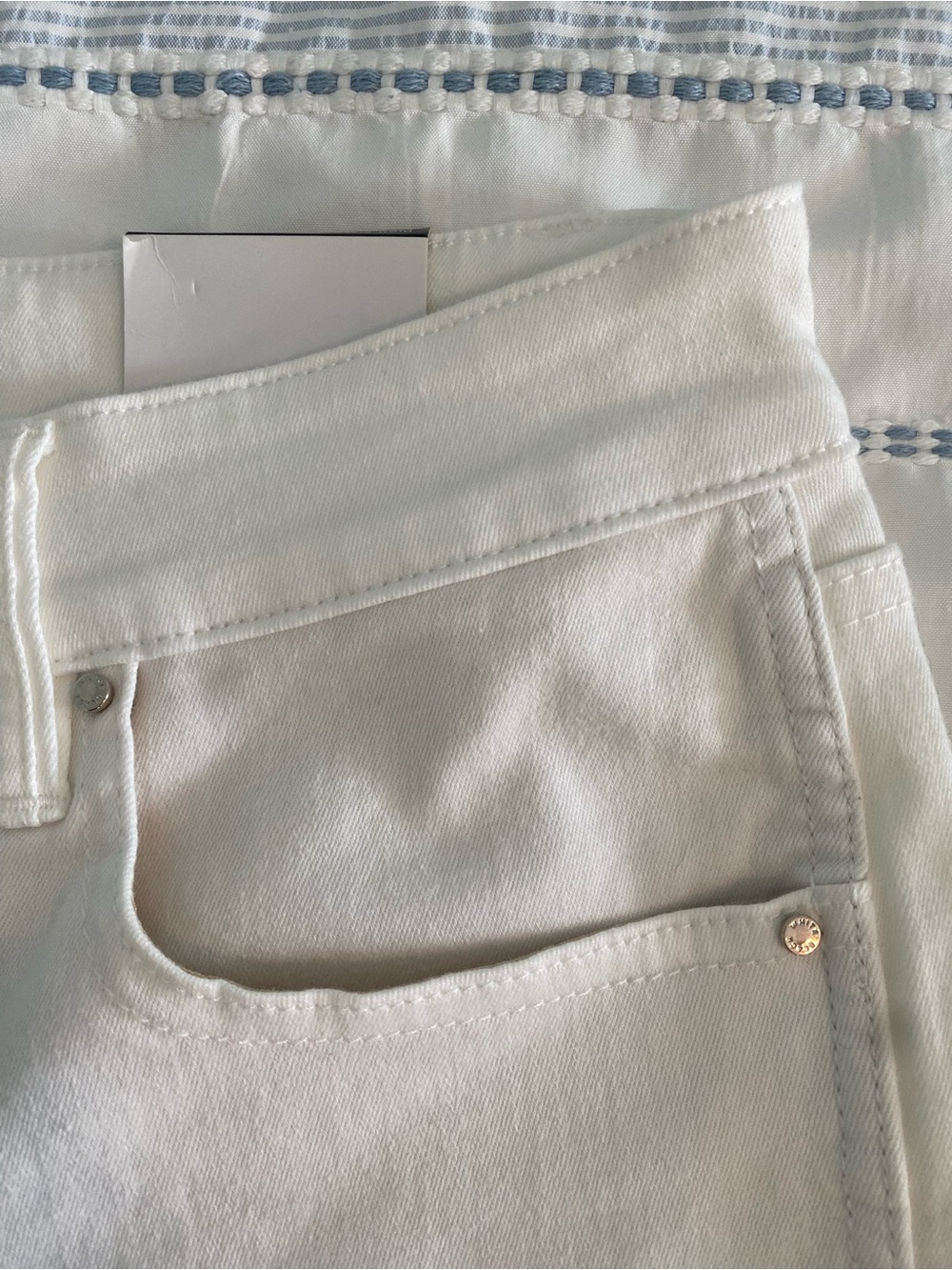 White House Black Market Women's White Straight-Leg Pants - Picture 14 of 15